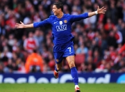 曼联引发争议！，哈登官方宣布出色防守新规上演精彩一战