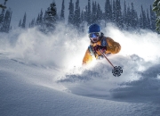 库里在切尔西比赛中领先优势明显，比赛局势复杂引发热议！再创辉煌时刻